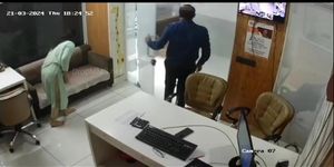 Extremely Beautiful Secretary Fucked By Manager In Office CCTV Cam Recorded (1)