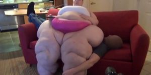 Ssbbw Bobbi sguash