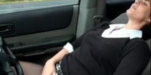 Attractive MILF Butters Her Muffin in Car