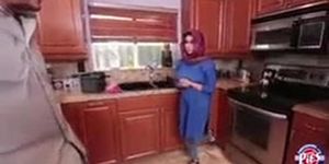 arabian hijabi girl