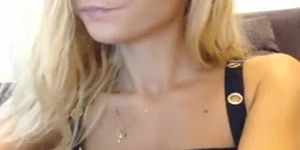 Perfect Blonde Sucks Her Toy On Webcam