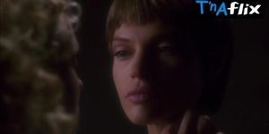 Nikita Ager Lesbian Scene  in Star Trek: Enterprise (Jolene Blalock)