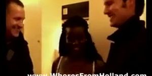 Amateur guy meets black Dutch hooker for sex