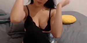 Horny Thai Girl Flashing On Webcam