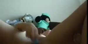 Brunette cutie dildo fucks herself on livecam