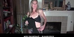 American Milf Strips Off And Plays HER SNAPCHAT - BAMBI18XX