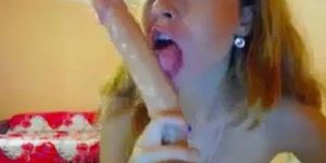 Stunning Webcam Blonde Fills Her Holes
