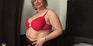 Mature.Nl - Large-Breasted Mother Sucking Cock And Taking Cum - Monieka S.