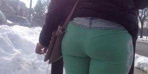 THICK AZZ teen 18+ IN SWEATS!!!!