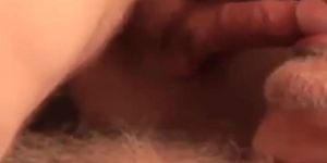 daddy bear sucking cock and cumming on his beard (amateur )