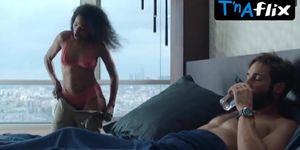 Sara Martins Breasts,  Underwear Scene  in Je Te Promets