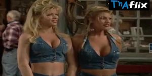 Donna D'Errico Sexy Scene  in Married... With Children (Donna D'Errico, Donna DErrico)