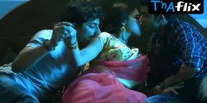 Mishti Basu Sexy Scene  in Palang Tod Aadha Adhura Pyaar