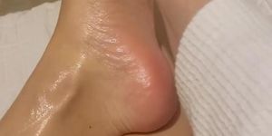 Self foot rub