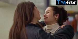Jouman Fattal Lesbian Scene  in Anne+: The Film
