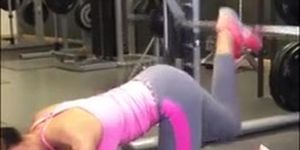 Hot ass workout in the gym