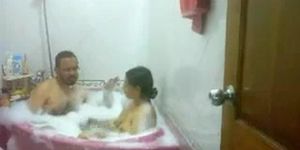 Desi bhabi on bath