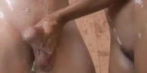Petite asian masseuse jerking dick in bathtub
