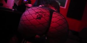 Nat Foxx twerk