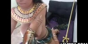 Busty Cam Chick With An Egyptian Costume