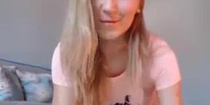 Blonde Webcam Girl Stuffs Her Holes 1