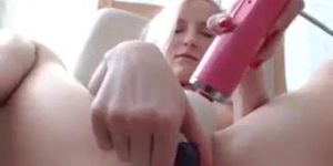 Blondie Likes Fast OMBFUN Vibe Fucking Stroking Own Pussy