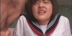 Asian schoolgirl gets facialized