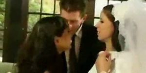 First sex for her wedding threesome !