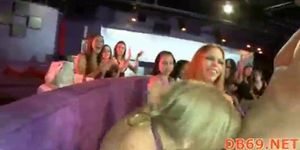 These girls go crazy - video 79