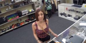 Latina teen in pawnshop offers bj for cash