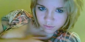 Webcam amateur blonde  1 - video 2