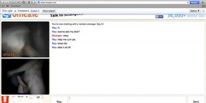 Girl flashes cute boobs on omegle