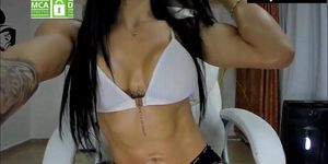 female bodybuilder webcam