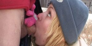 YOUR FREE PORN - Blonde wife warms strangers cock in the snow