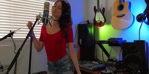 RR rap (Riley Reid)