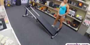 Muscular chick sucks off and gets boned by pawn keeper