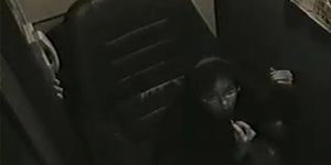 VDJ 03 Teil 1 - Japanisches Mädchen masturbiert im Videoraum - versteckte Voyeur-Spycam