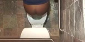 chocolate booty caught pissing