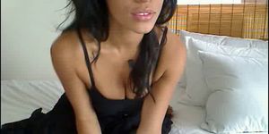 Stunning Ebony Webcam Girl Masturbates