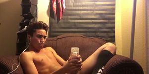 Twink Amateur Lucas Fleshjack Stroking