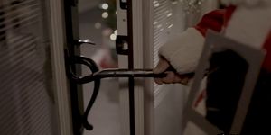 Secret Santa bangs with sexy teen neighbor (Derrick Pierce)