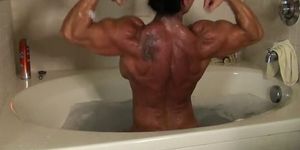 Lynn Sexy Muscle Bath (Just Me)