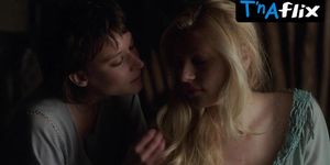 Katheryn Winnick Lesbian Scene  in Vikings