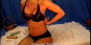 Blondes with Big Dildos