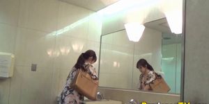 PISS JAPAN TV - Asians piss in public bathroom
