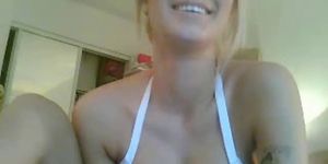 Fake tits Blonde Webcam - video 1