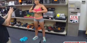 Ebony gym trainer sells her equipment and banged by pawn guy