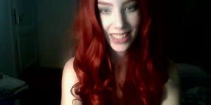 Stunning Webcam Redhead Dildos Pussy