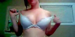 Lovely Teen show big tits - video 2