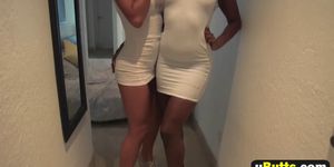 Ebony Sluts Nicole And Skyler Sharing Big Cock